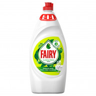 Fairy Clean & Fresh Jabłko Płyn do mycia naczyń zapewniający lśniąco czyste naczynia 900ml